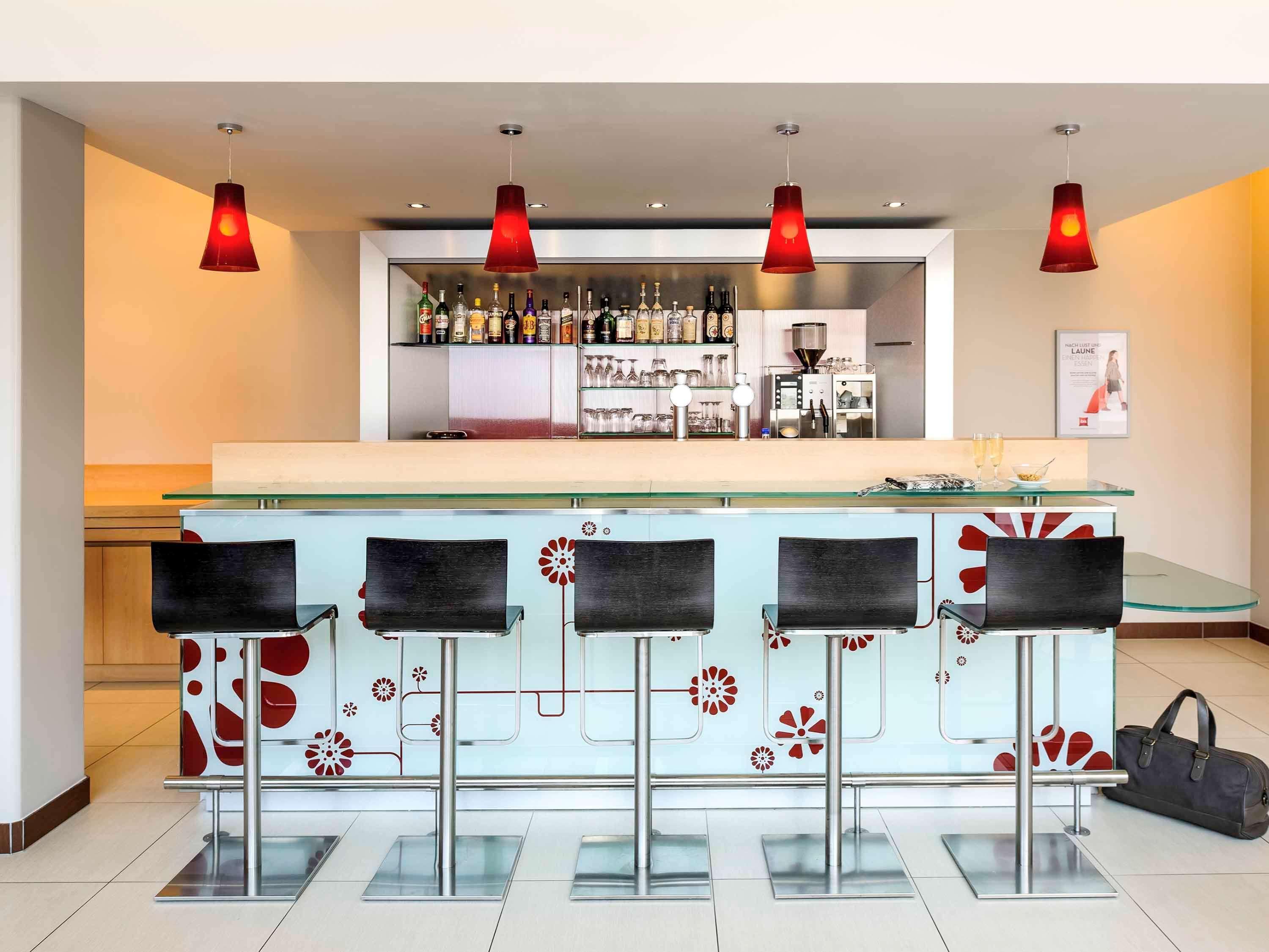 Ibis Lugano Paradiso Exterior foto